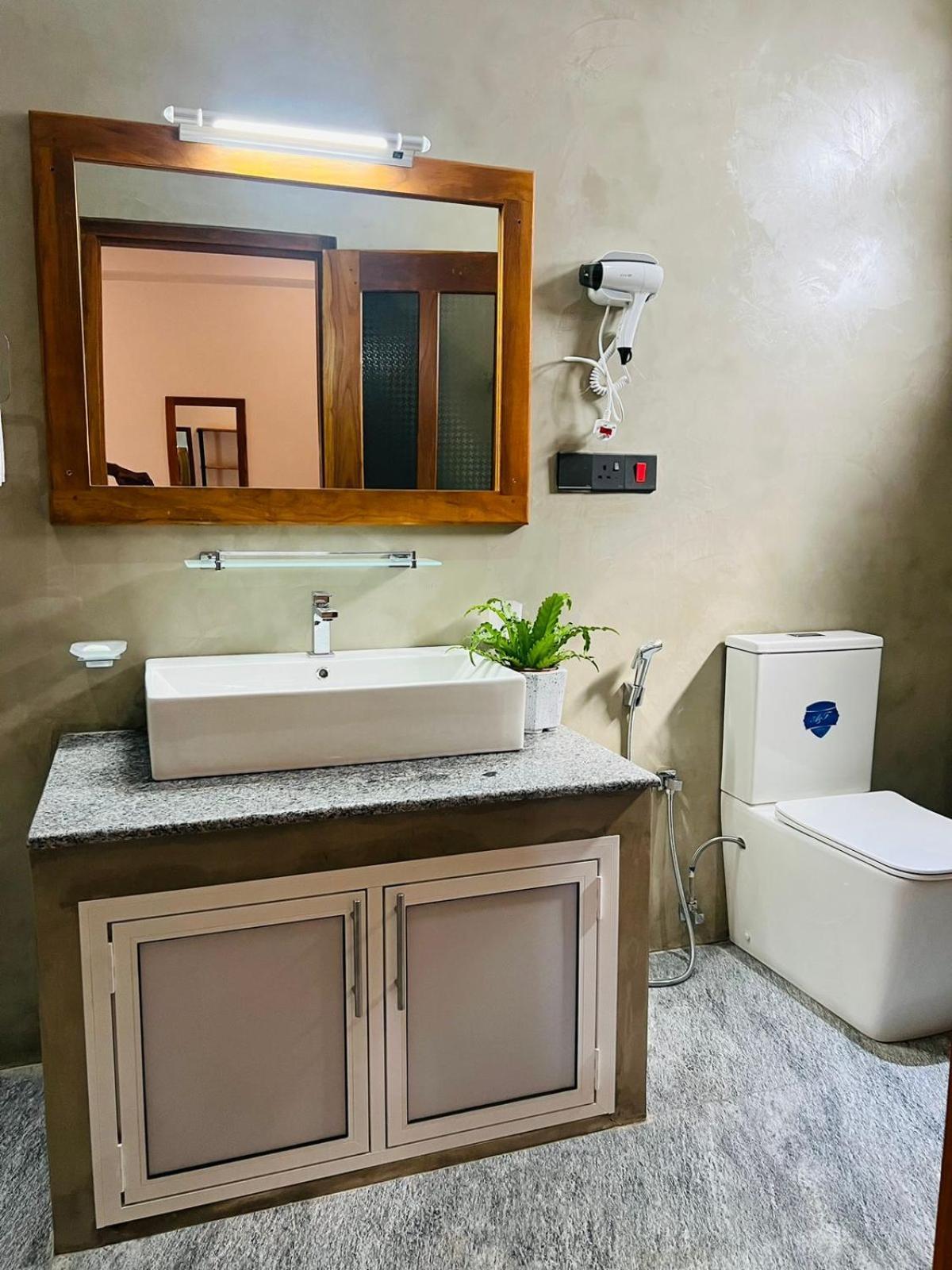 Sunset Bay Bed & Breakfast Dikwella Dış mekan fotoğraf